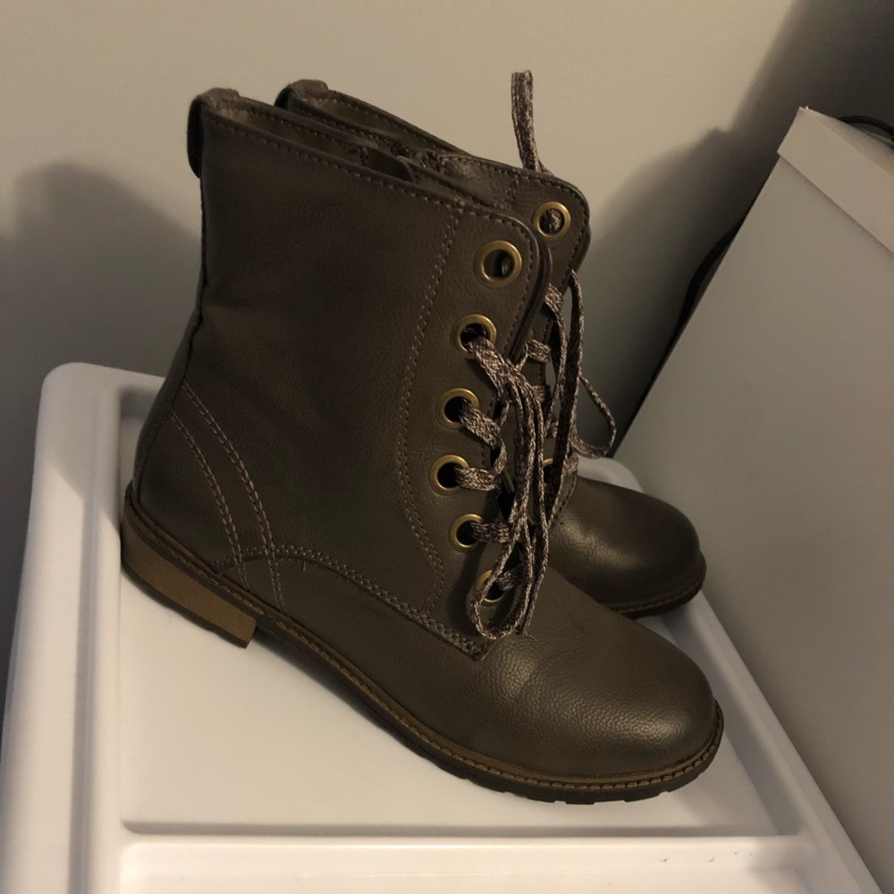 Cat & jack kids combat boots